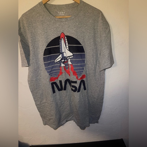 Unisex NASA t shirt - Picture 1 of 3